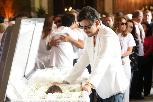 
					Velório de Preta Gil: amigos e familiares se despedem da cantora; veja
				
				