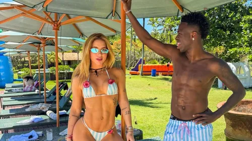 
					Virginia quebra silêncio após flagra inédito com Zé Felipe; VÍDEO
				
				