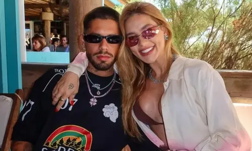 
				
					Virginia e Zé Felipe tomam atitude na web após término do casamento
				
				