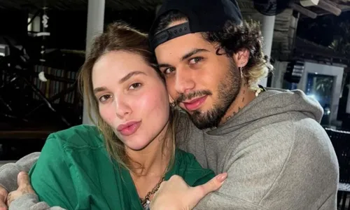 
				
					Leonardo ignora fim do casamento de Zé Felipe e Virginia e vira piada
				
				