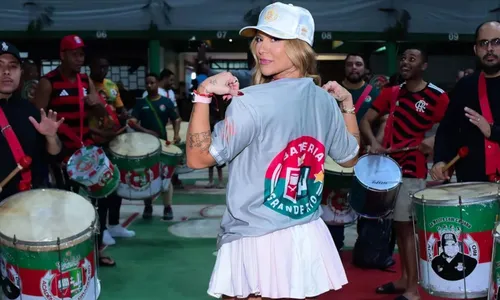 
				
					Virginia é detonada por samba em ensaio da Grande Rio: 'Vergonha'
				
				