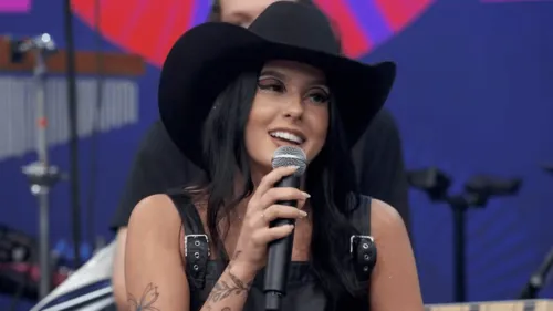 
					Ana Castela impressiona e pode virar colega de Virginia no SBT
				
				