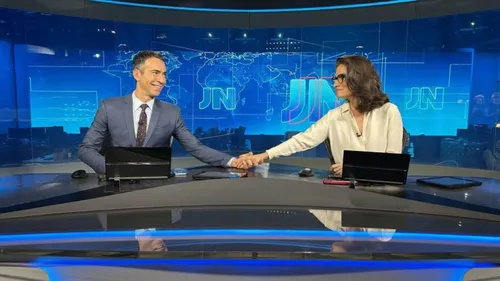 
					William Bonner deixa comando do Jornal Nacional; veja substituto
				
				