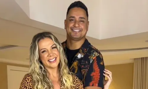 
					Xanddy faz declaração emocionante para Carla Perez em aniversário
				
				