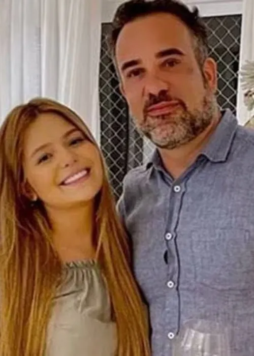 
					A Fazenda 2025: quem é Fabiano Moraes, pai de Viih Tube
				
				