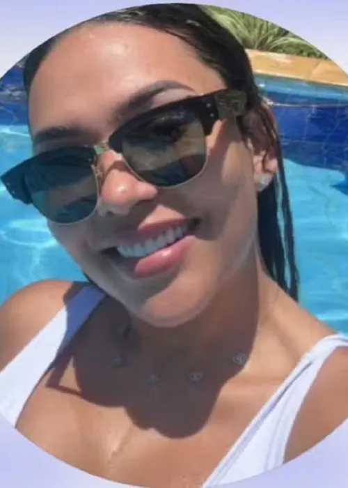 
					Advogada de facção é presa em Salvador com R$ 190 mil em espécie
				
				