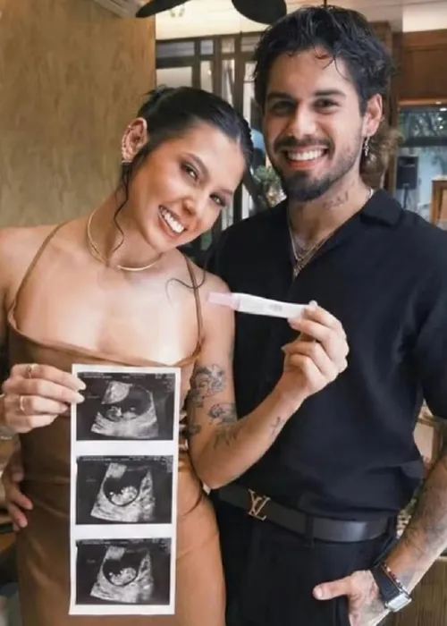 
					Ana Castela dá resposta afiada após rumores de gravidez e sexualidade
				
				