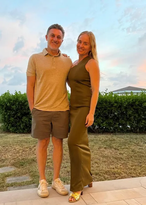 
					Angélica e Luciano Huck curtem resort com diárias de valor astronômico
				
				