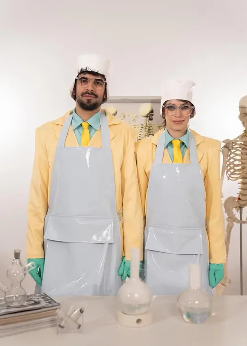 
					Baile de Halloween em SP: veja os looks dos famosos
				
				