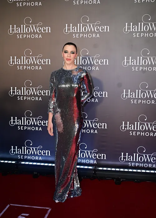 
					Baile de Halloween em SP: veja os looks dos famosos
				
				