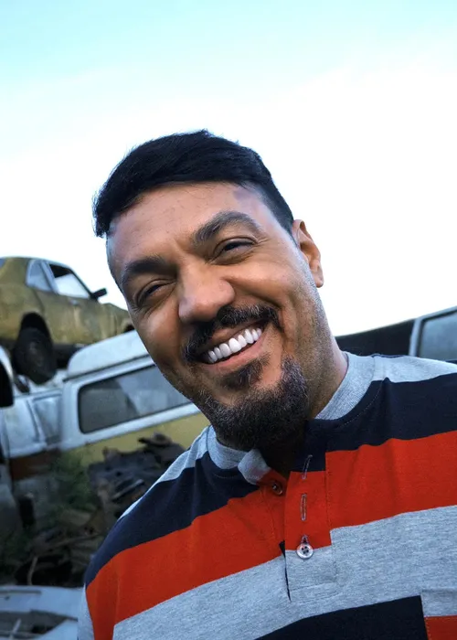 
					Belo surpreende com novo visual para viver personagem em novela; vídeo
				
				