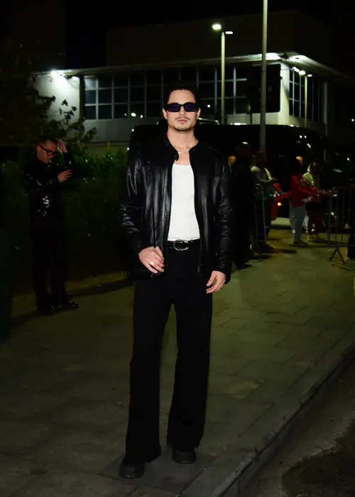 
					Bruna Marquezine reúne novo affair e ex-namorado em festão de luxo
				
				