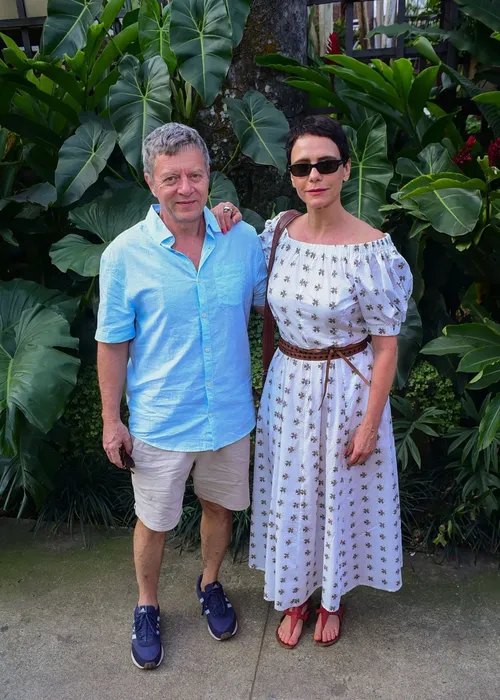 
					Carolina Dieckmmann emociona com homenagem a Preta Gil em festa; VÍDEO
				
				