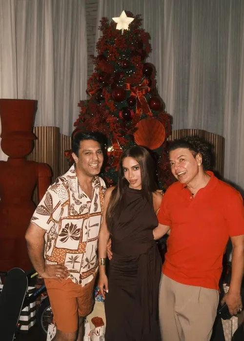 
					De Ivete e Daniel a Léo e Lore: famosos celebram o Natal em família
				
				