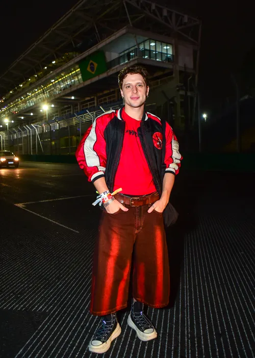 
					Diego Martins assume namoro com galã da Globo; saiba quem é
				
				