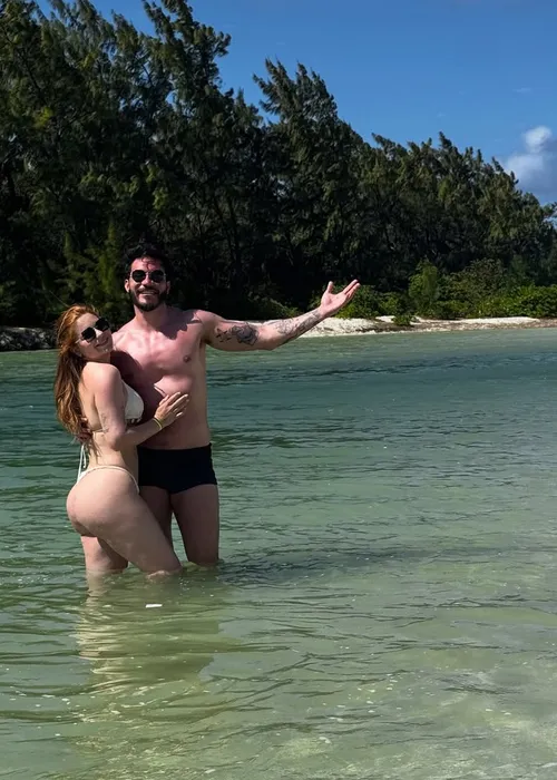 
					Eliezer massacra seguidora que criticou corpo de Viih Tube
				
				