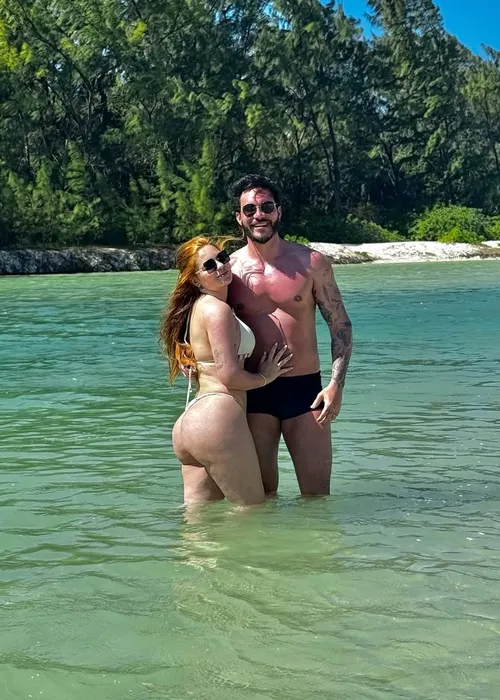 
					Eliezer massacra seguidora que criticou corpo de Viih Tube
				
				