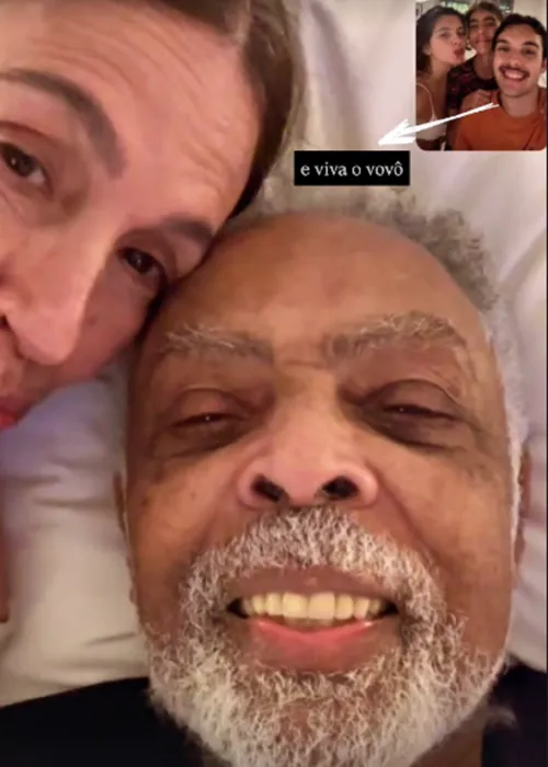 
				
					Esposa de Gilberto Gil expõe ligação de Ivete e netos em aniversário
				
				