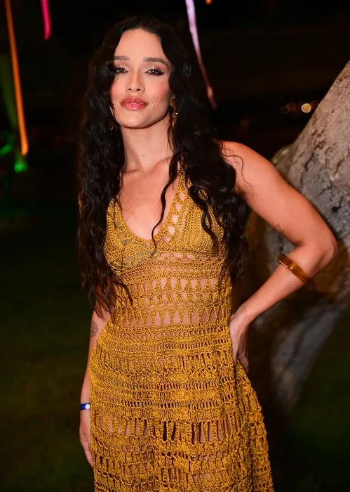 
				
					Ex-BBB Eva Pacheco abre o jogo sobre romance com José Loreto
				
				