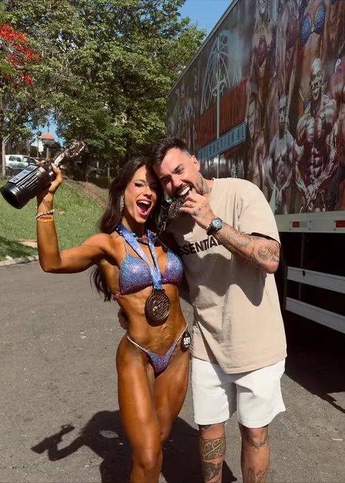 
					Ex-'De Férias com o Ex' impressiona com antes e depois do corpo; FOTOS
				
				