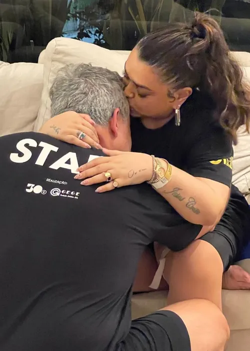 
					Ex-marido de Preta Gil desabafa após morte da cantora: 'Tristeza pura'
				
				