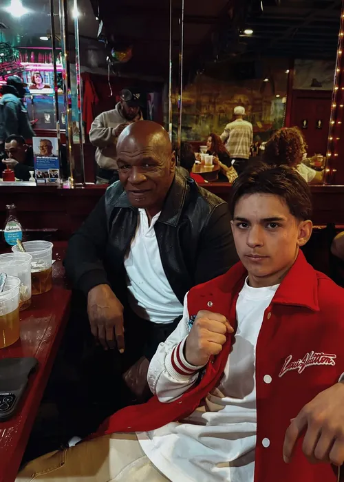 
					Filho de Ivete Sangalo se despede de amigo morto em tragédia
				
				