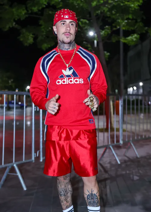 
					Angélica faz homenagem emocionante ao filho Benício Huck em maioridade
				
				