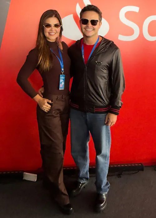 
					GP do Brasil de Fórmula 1: veja looks de famosos como Bruna Marquezine
				
				