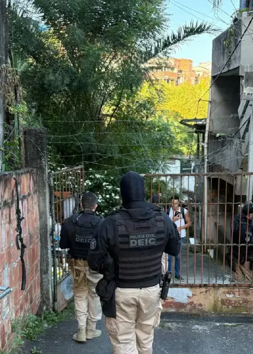 
					Grupo é investigado por assaltos a veículos e extorsões na Bahia
				
				