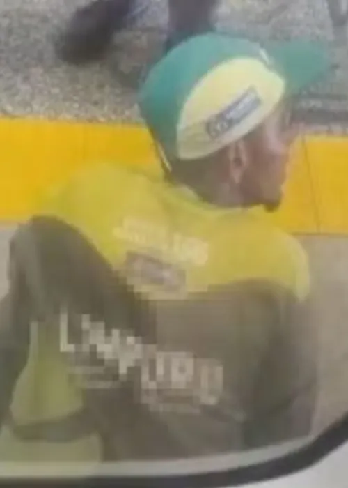 
				
					Homem que ficou prensado em metrô de Salvador atravessou trilhos
				
				