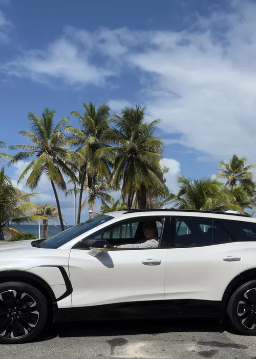 
					Imponente e tecnológico: testamos o Chevrolet Blazer EV versão RS
				
				