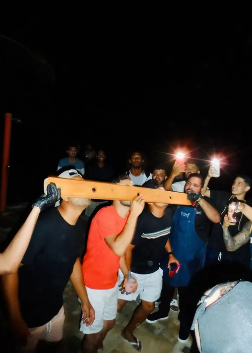 
					João Gomes abre álbum de fotos em aniversário: 'Jovem mais idoso'
				
				