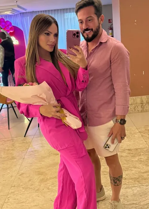 
					Kally Fonseca assume romance com empresário baiano; descubra quem é
				
				