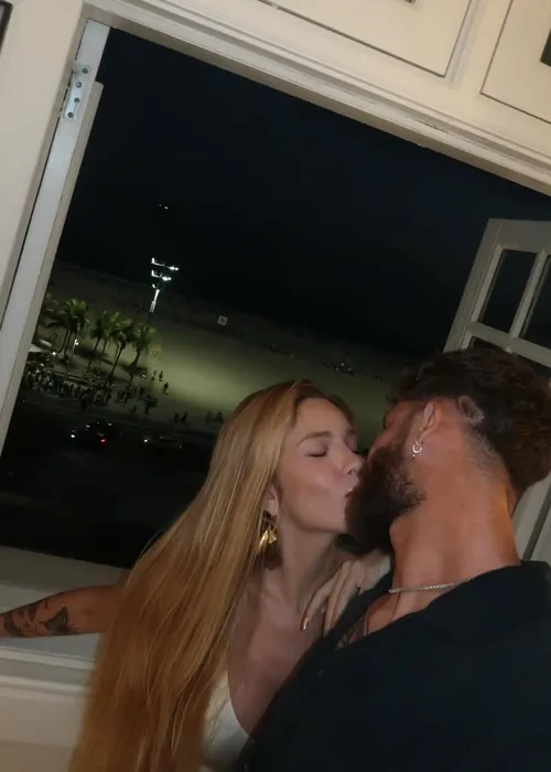 
					Karoline Lima anuncia fim do relacionamento com Léo Pereira
				
				