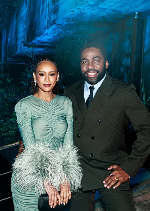 
					Lázaro Ramos e Taís Araújo entregam momento íntimo: 'No meio da rua'
				
				