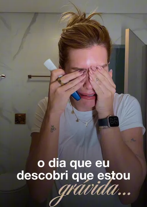 
					Lore Improta expõe descoberta da gravidez: 'Não aguentava mais'
				
				