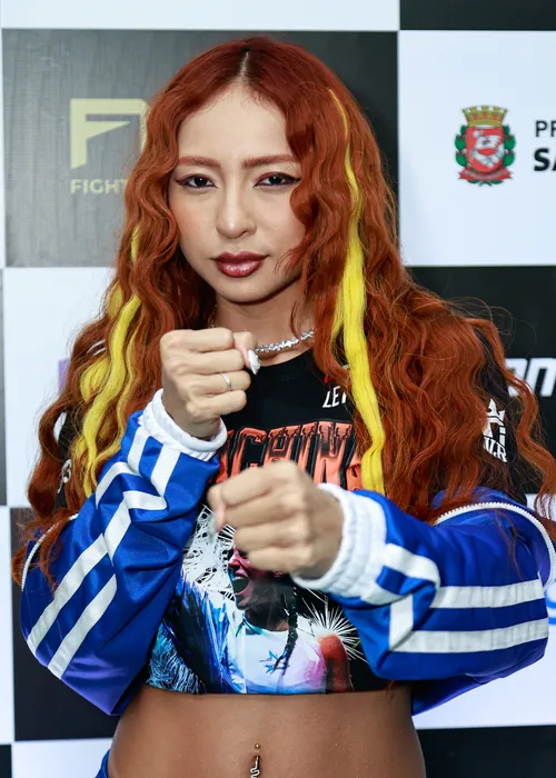 
					Luta de Davi Brito e Sacha Bali conta com presença de famosos; FOTOS
				
				