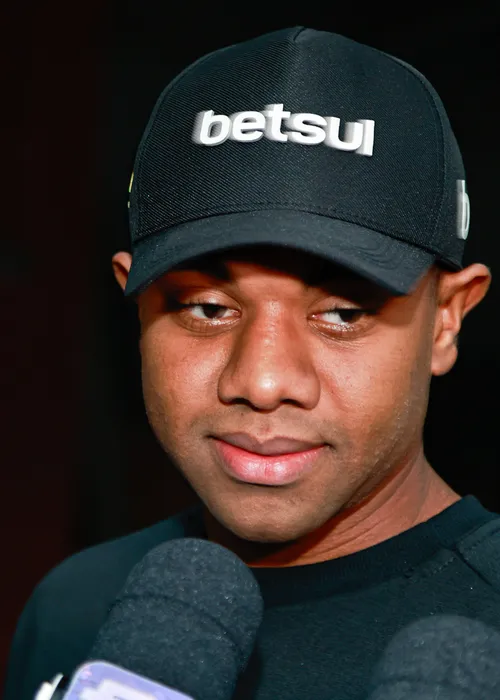 
					Luta de Davi Brito e Sacha Bali conta com presença de famosos; FOTOS
				
				