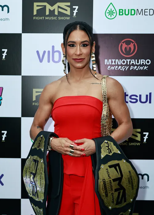 
					Luta de Davi Brito e Sacha Bali conta com presença de famosos; FOTOS
				
				