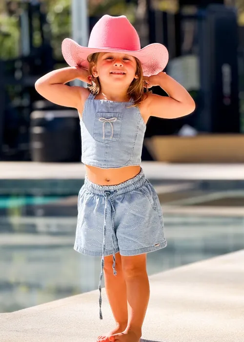 
					Madrasta? Filha de Zé Felipe surge com acessório de Ana Castela
				
				