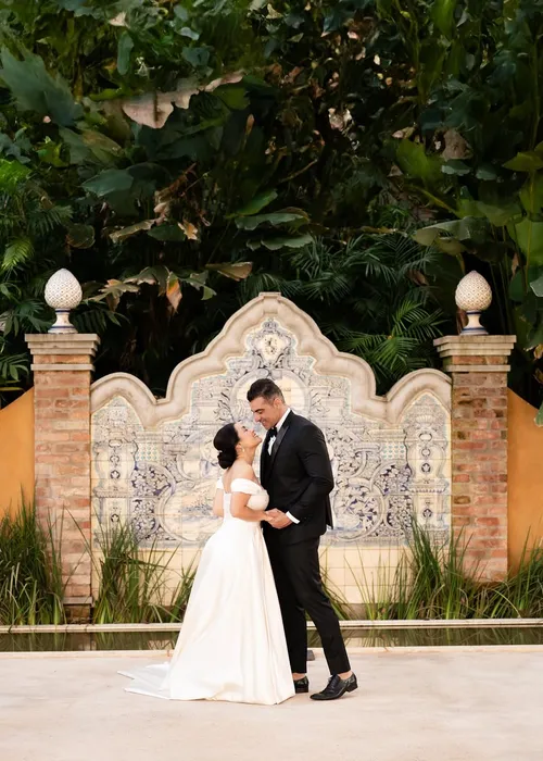 
					Lí Marttins surge abatida 1 mês após morte de JP Mantovani; VÍDEO
				
				