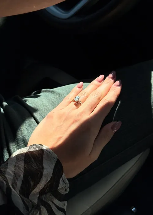 
					Murilo Huff pede Gabriela Versiani em casamento e divide opiniões
				
				