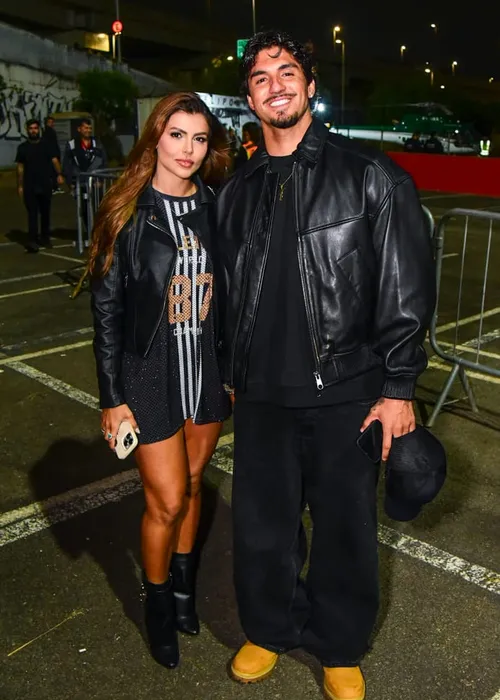 
					NFL no Brasil reúne time de famosos com Neymar, Huck e mais; FOTOS
				
				