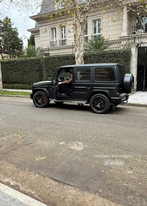 
					Nattan ostenta com novo carro de valor milionário: 'Brinquedo novo'
				
				