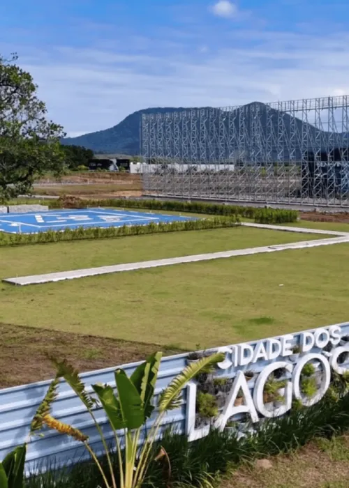 
				
					Neymar faz investimento astronômico em praia de SC após polêmica
				
				