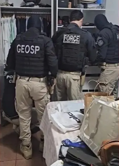 
					Policial é alvo de ação que investiga execução de 8 pessoas na Bahia
				
				