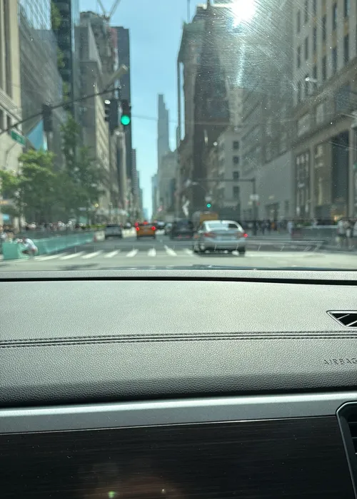 
				
					Preta Gil tem dia de turista em Nova York com amigos; vídeos
				
				