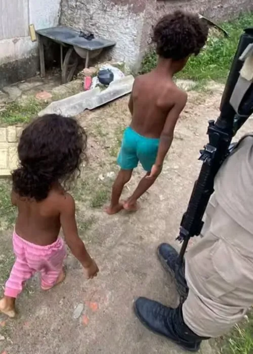 
					Quatro crianças são resgatadas em condições insalubres em Camaçari
				
				