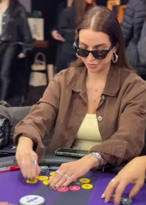 
					Quem é Boo Unzueta, namorada de Gabi Guimarães, do vôlei
				
				