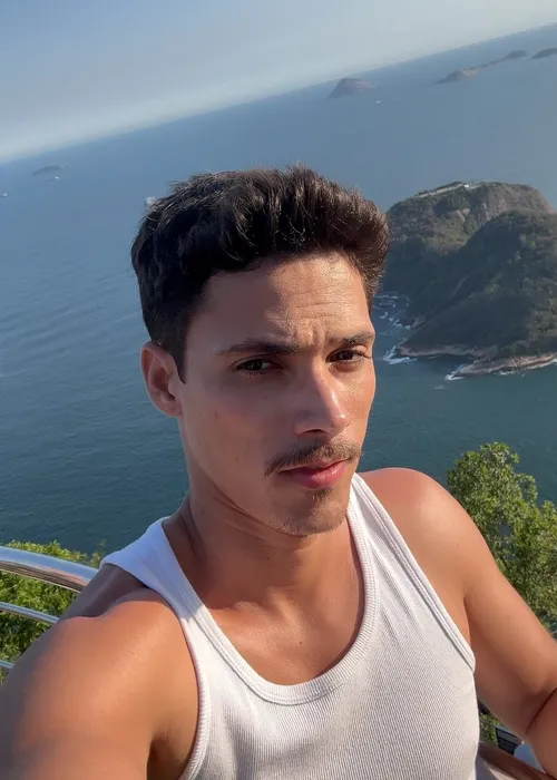 
					Quem é Chulipa, influenciador que expôs sexo com Carlinhos Maia
				
				